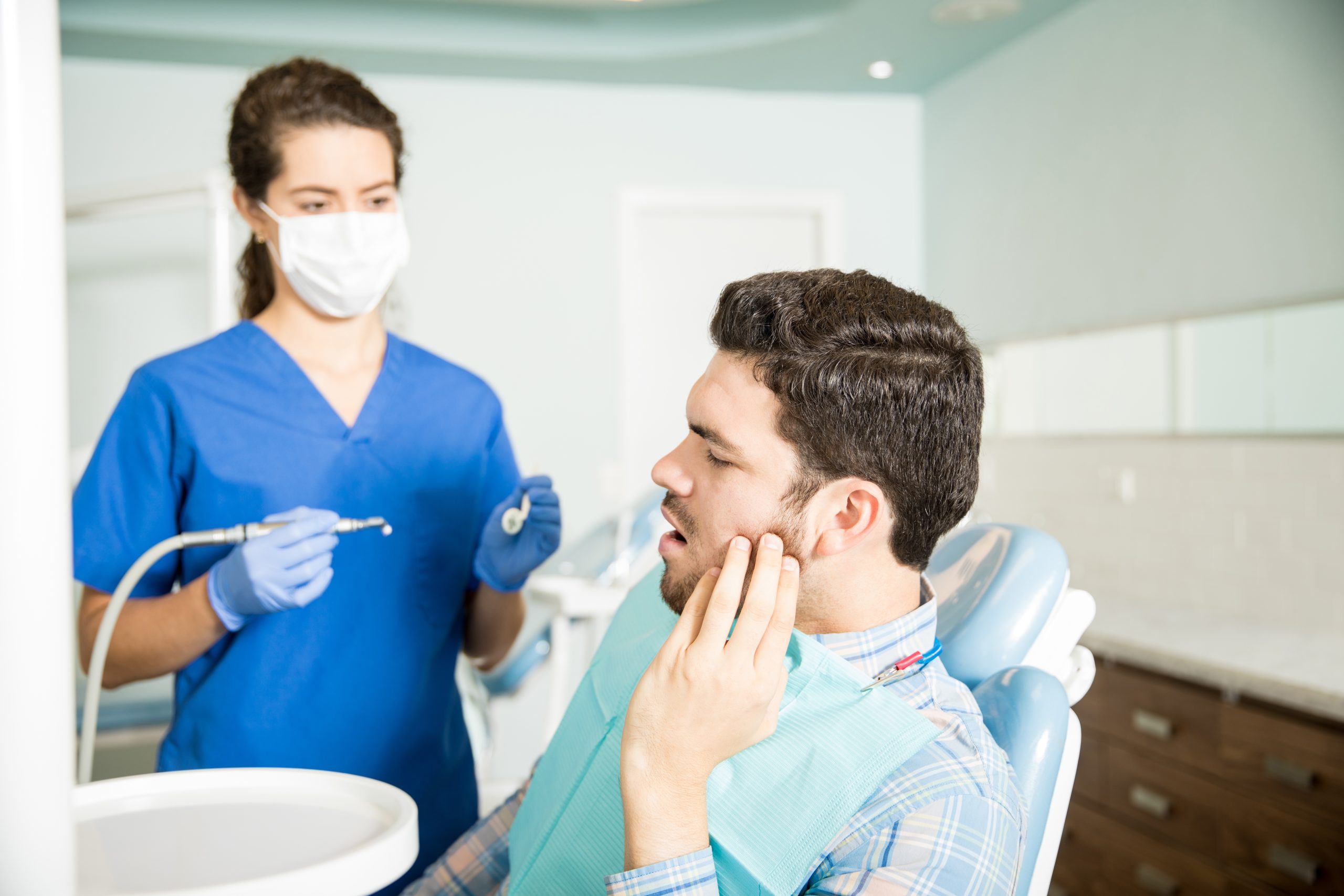seven-signs-your-toothache-means-emergency-care-now